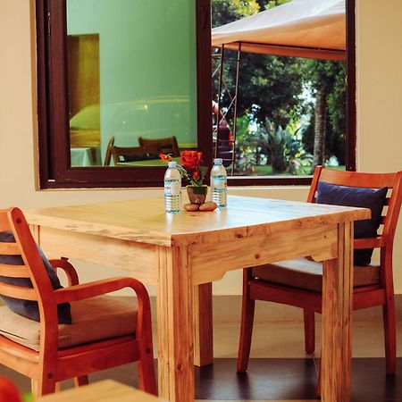 Victoria View Boutique Hotels Kigo Entebbe Bagian luar foto