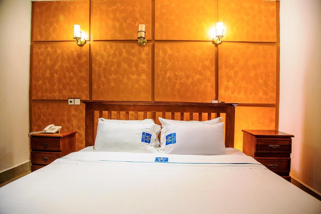 Victoria View Boutique Hotels Kigo Entebbe Bagian luar foto