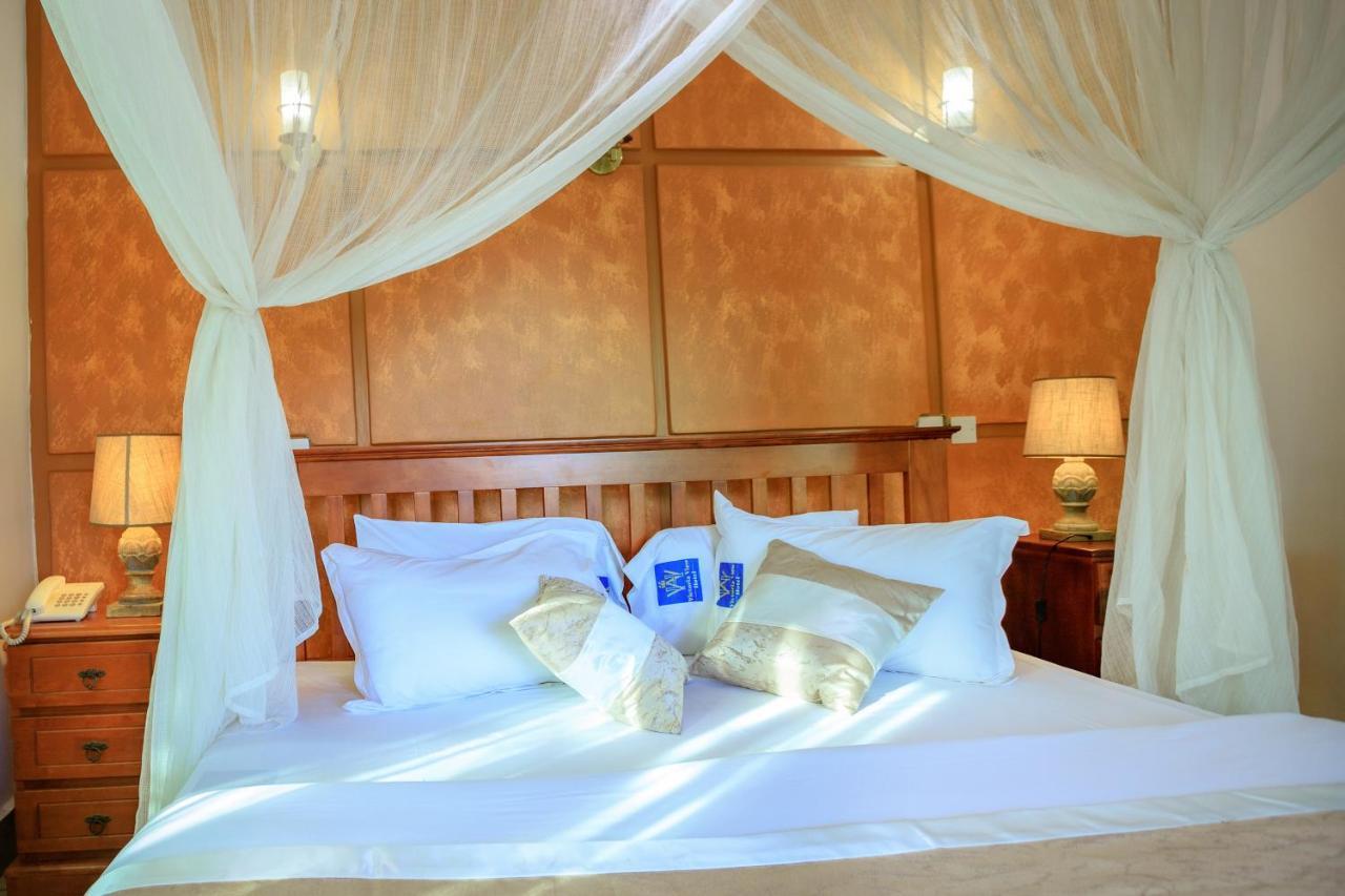 Victoria View Boutique Hotels Kigo Entebbe Bagian luar foto