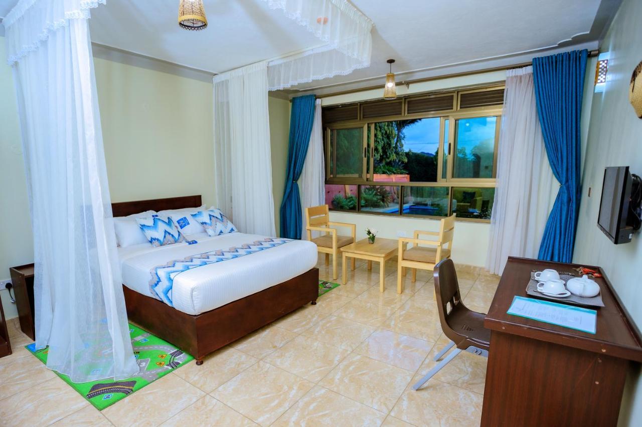 Victoria View Boutique Hotels Kigo Entebbe Bagian luar foto