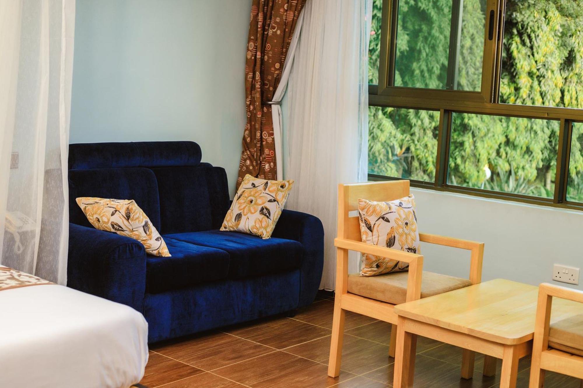 Victoria View Boutique Hotels Kigo Entebbe Bagian luar foto