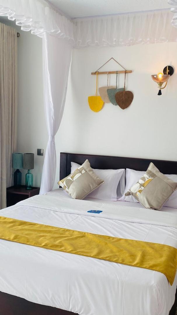 Victoria View Boutique Hotels Kigo Entebbe Bagian luar foto
